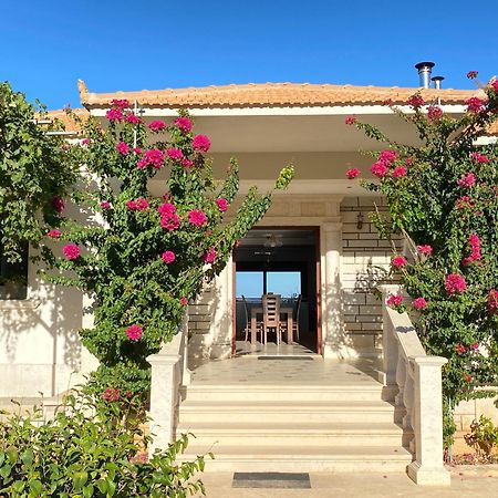 Villa Serenity Agia Marina  Esterno foto