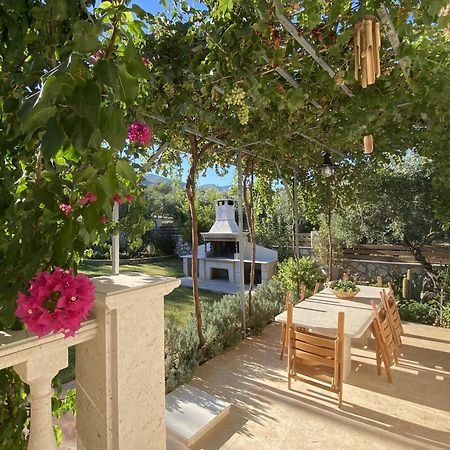 Villa Serenity Agia Marina  Esterno foto
