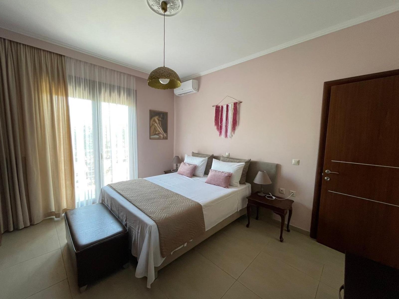 Villa Serenity Agia Marina  Esterno foto