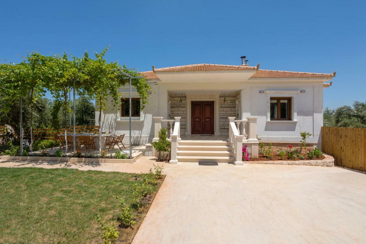 Villa Serenity Agia Marina  Esterno foto